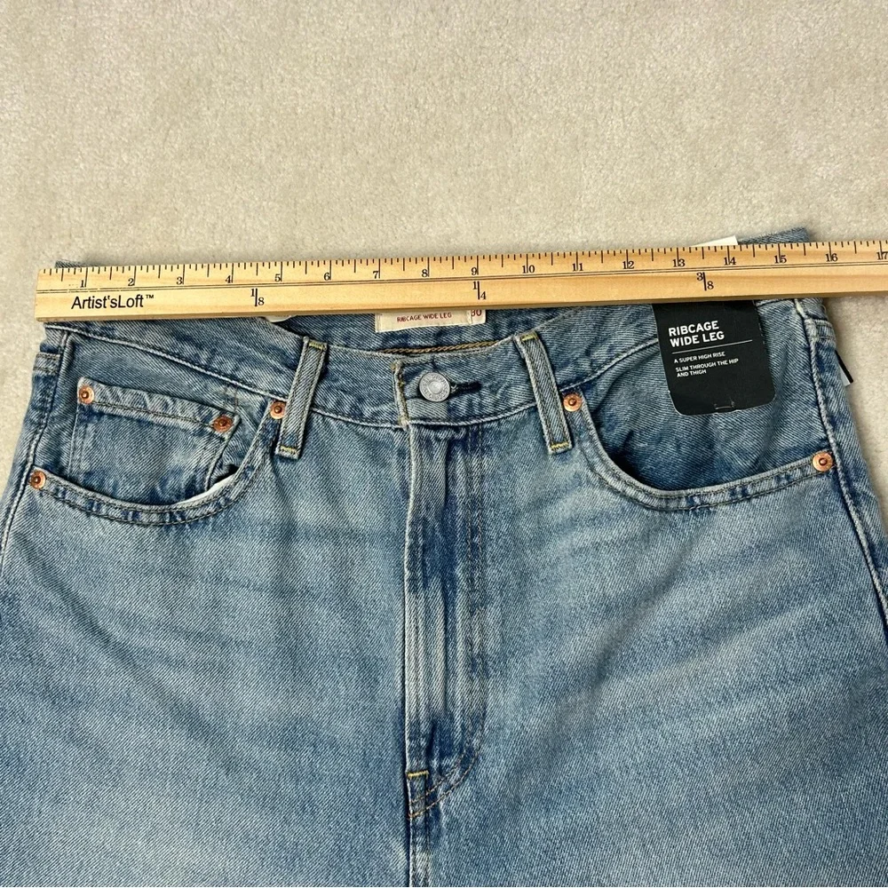 LEVI'S Women's Ribcage Wide Leg Jeans 30x34 Tint Story Medium Wash NWT